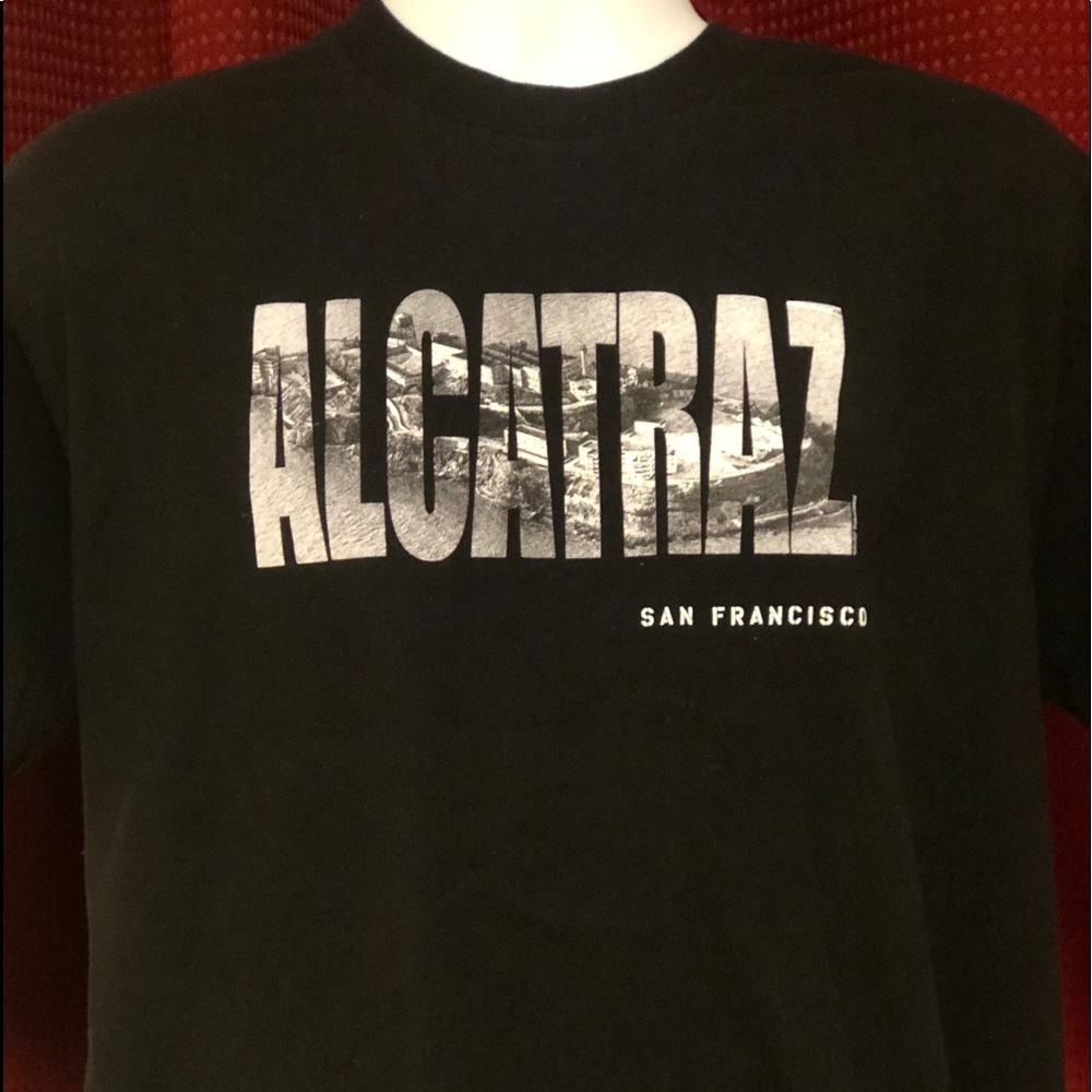 Men’s ALCATRAZ Graphic T-Shirt, Size: L